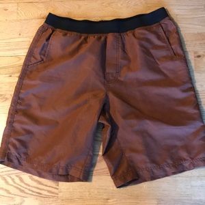 prana flex shorts